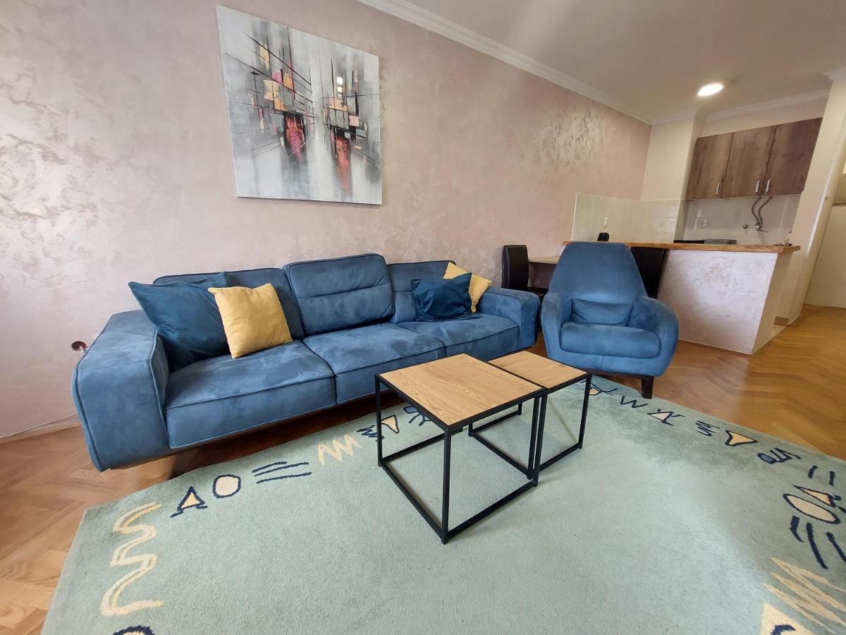 נובי סאד Apartmani Jasmin מראה חיצוני תמונה