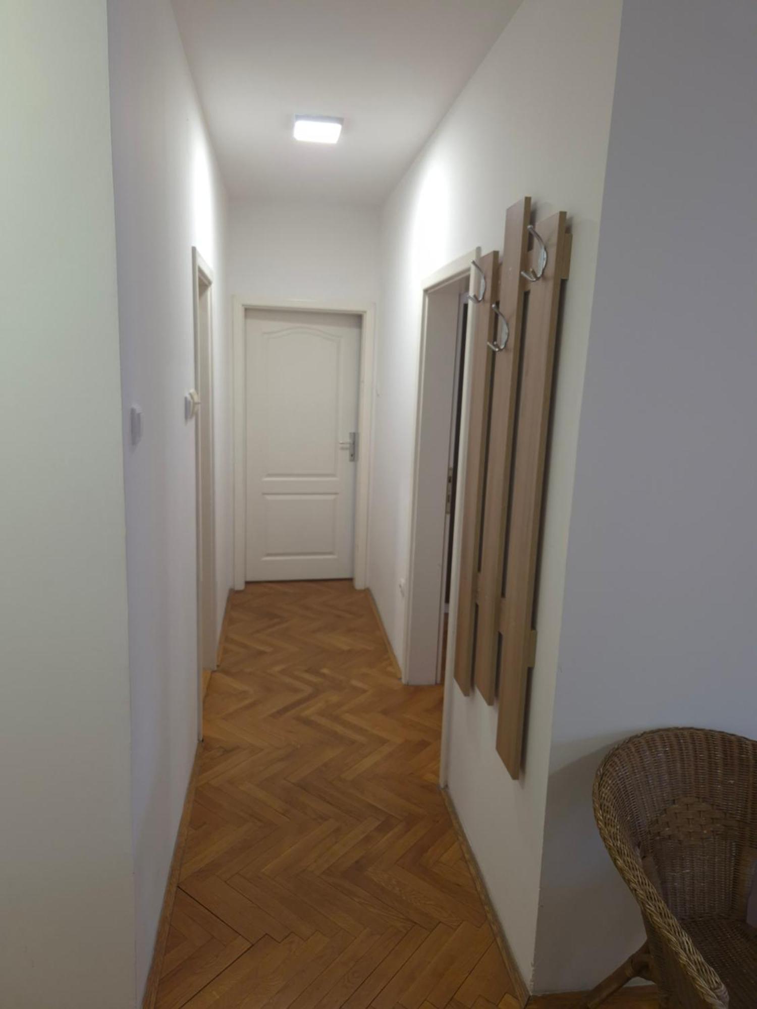 נובי סאד Apartmani Jasmin מראה חיצוני תמונה