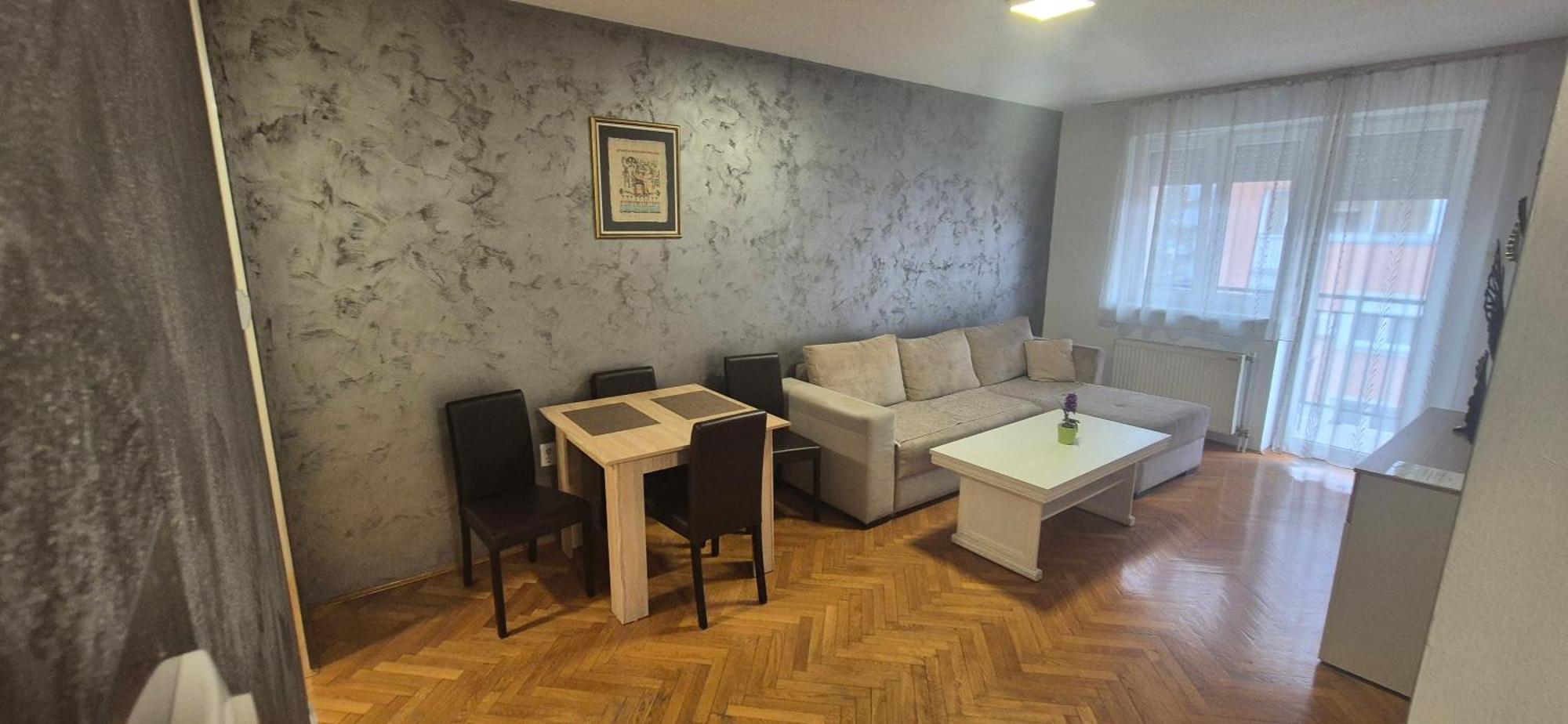 נובי סאד Apartmani Jasmin מראה חיצוני תמונה